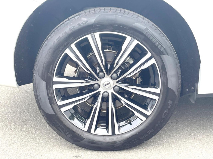 2021 Volvo XC60 5AA-UB420TXCM (UW-69fc015a08727)[14]
