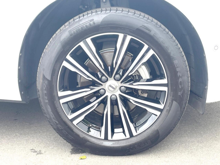 2021 Volvo XC60 5AA-UB420TXCM (UW-69fc015a08727)[15]
