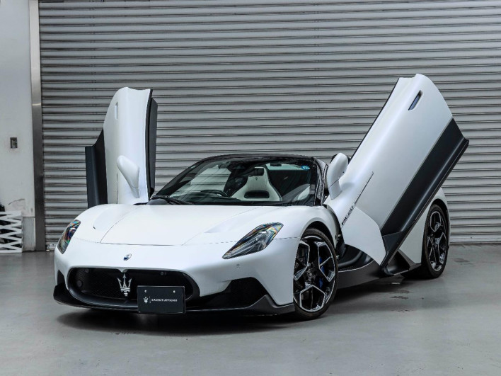 2024 Maserati MC20 Cielo 7BA-MC30 (UW-69fc015bd1638)[17]