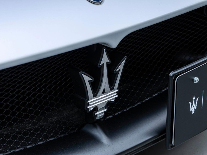 2024 Maserati MC20 Cielo 7BA-MC30 (UW-69fc015bd1638)[8]