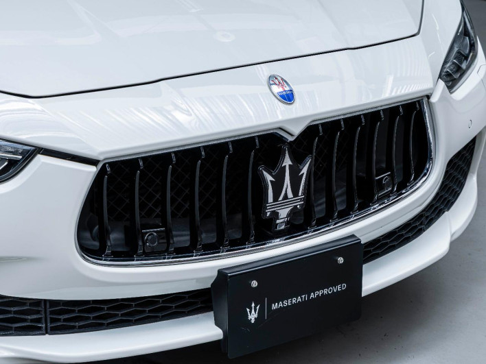 2017 Maserati Ghibli ABA-MG30C (UW-69fc015c234f1)[5]