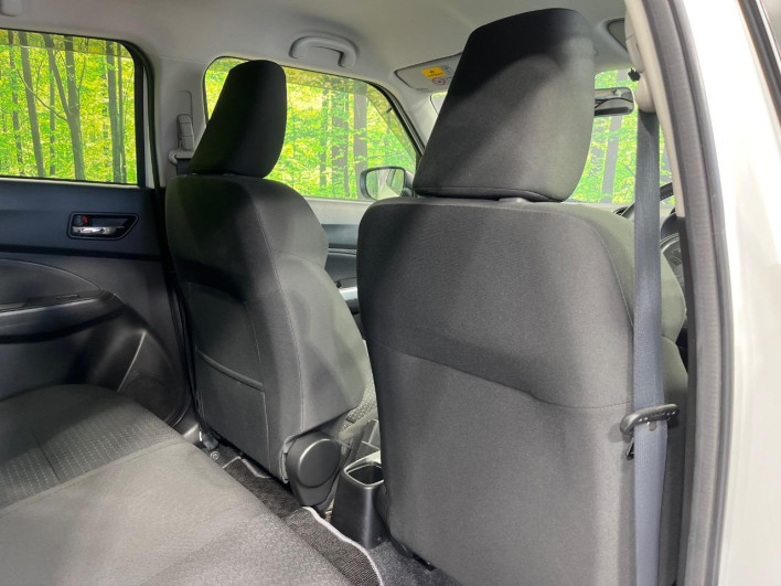 2017 Suzuki Swift DBA-ZD83S (UW-69fc015f7b1d1)[11]