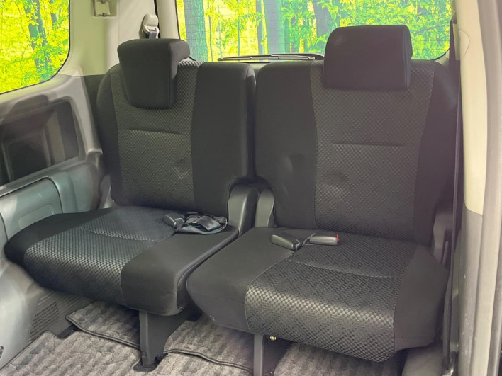 2008 Toyota Noah DBA-ZRR70W (UW-69fc016224c15)[28]