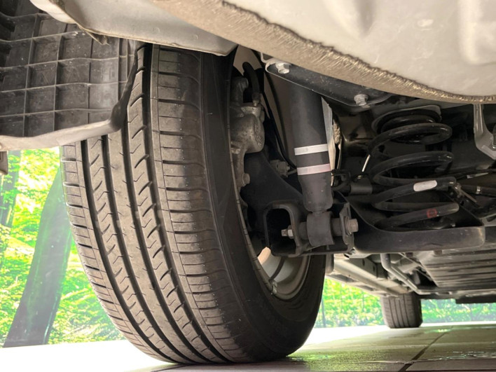 2020 Toyota Voxy DBA-ZRR80W (UW-69fc016537637)[27]