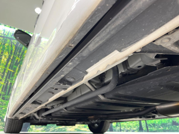 2020 Toyota Voxy DBA-ZRR80W (UW-69fc016537637)[26]