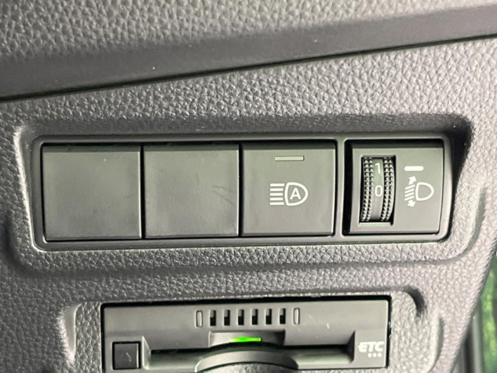 2023 Toyota Corolla Cross 6AA-ZVG11 (UW-69fc0167c0755)[19]