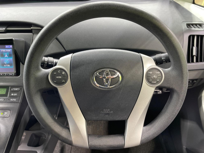 2011 Toyota Prius DAA-ZVW30 (UW-69fc0169c38b9)[22]