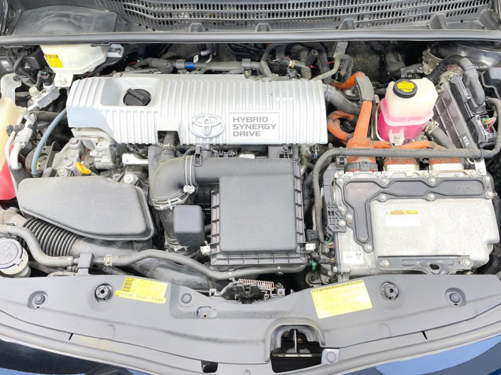 2011 Toyota Prius DAA-ZVW30 (UW-69fc0169c38b9)[4]