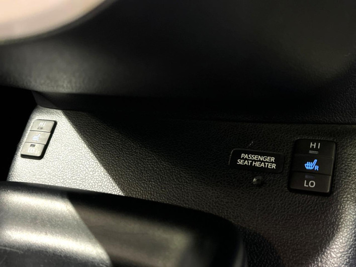 2016 Toyota Prius DAA-ZVW50 (UW-69fc016bd06a5)[21]