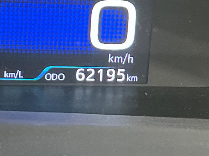 2022 Toyota Prius 6AA-ZVW55 (UW-69fc016dda555)[2]