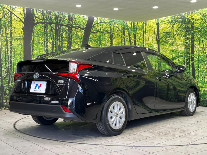 2022 Toyota Prius 6AA-ZVW55 (UW-69fc016dda555)[21]