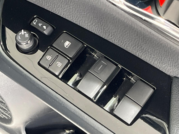2022 Toyota Prius 6AA-ZVW55 (UW-69fc016dda555)[15]