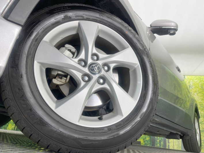 2017 Toyota C-HR DAA-ZYX10 (UW-69fc0173cb50a)[11]