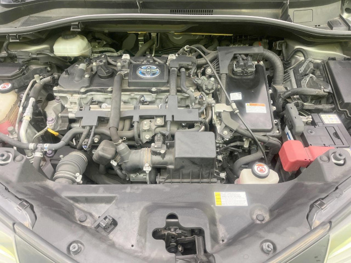 2017 Toyota C-HR DAA-ZYX10 (UW-69fc0173cb50a)[4]
