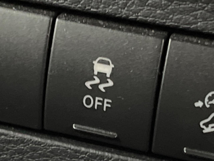 2017 Chrysler Jeep Wrangler Unlimited ABA-JK36L (UW-69fd5222c5d5f)[25]