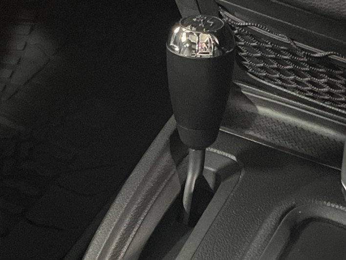 2017 Chrysler Jeep Wrangler Unlimited ABA-JK36L (UW-69fd5222c5d5f)[23]