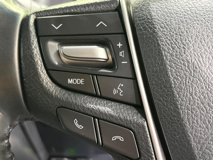 2018 Toyota Alphard DBA-AGH35W (UW-69fd52381fa0a)[27]