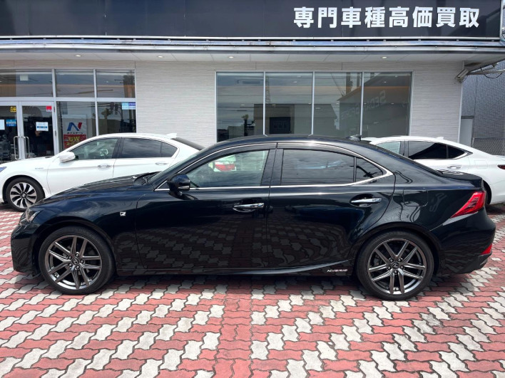 2017 Lexus IS DAA-AVE30 (UW-69fd523ebd73c)[10]