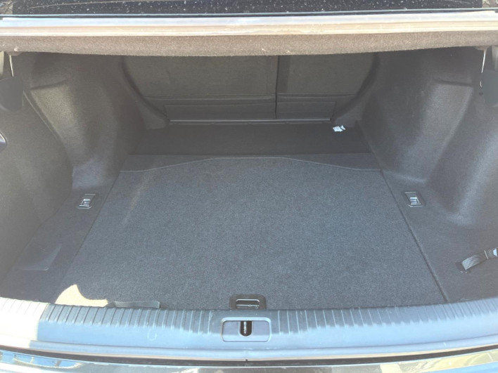 2017 Lexus IS DAA-AVE30 (UW-69fd523ebd73c)[18]