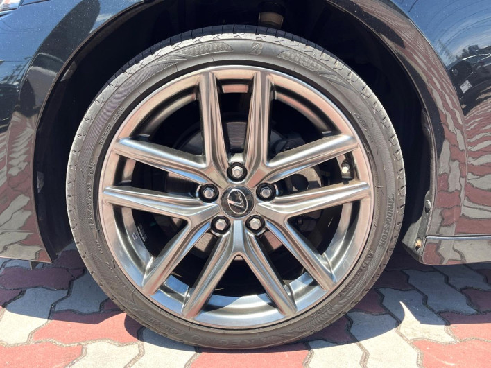 2017 Lexus IS DAA-AVE30 (UW-69fd523ebd73c)[24]