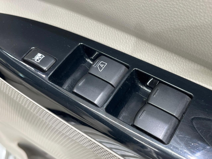 2018 Mitsubishi eK Space DBA-B11A (UW-69fd52480e119)[9]