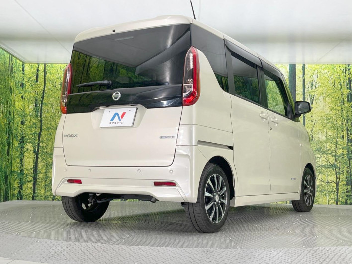 2022 Nissan Roox 5AA-B44A (UW-69fd5250ac062)[18]