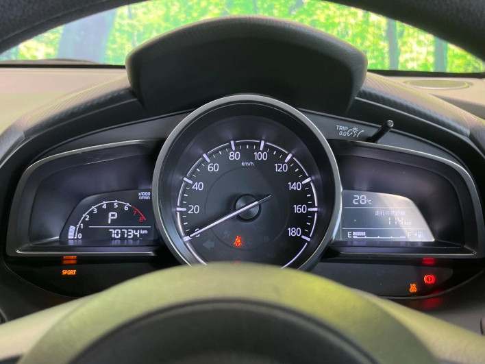 2018 Mazda Demio DBA-DJ3FS (UW-69fd525a5eb9d)[22]