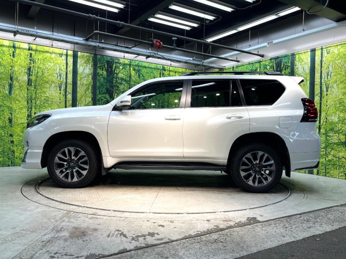 2022 Toyota Land Cruiser Prado 3DA-GDJ150W (UW-69fd5263a7bd4)[7]