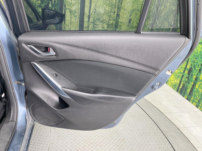 2013 Mazda Atenza Wagon LDA-GJ2FW (UW-69fd5268a30c5)[28]
