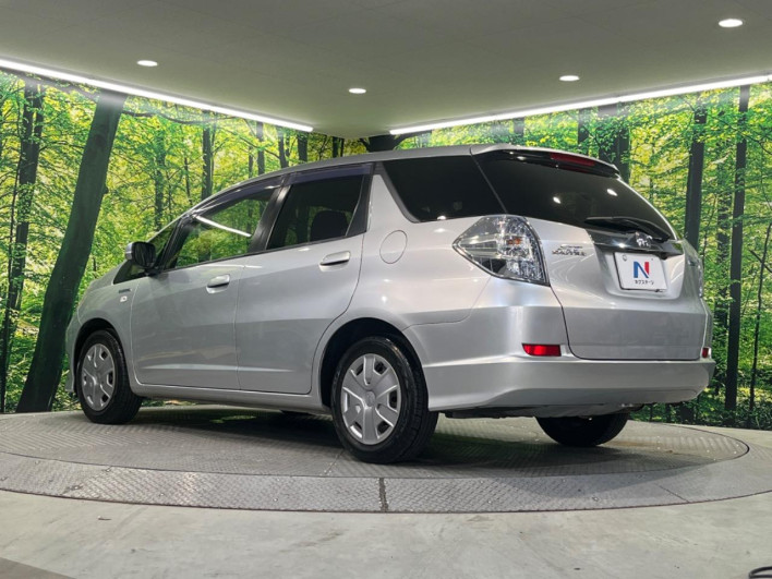 2013 Honda Fit Shuttle Hybrid DAA-GP2 (UW-69fd526a625e6)[6]