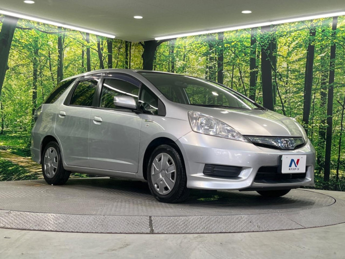 2013 Honda Fit Shuttle Hybrid DAA-GP2 (UW-69fd526a625e6)[10]