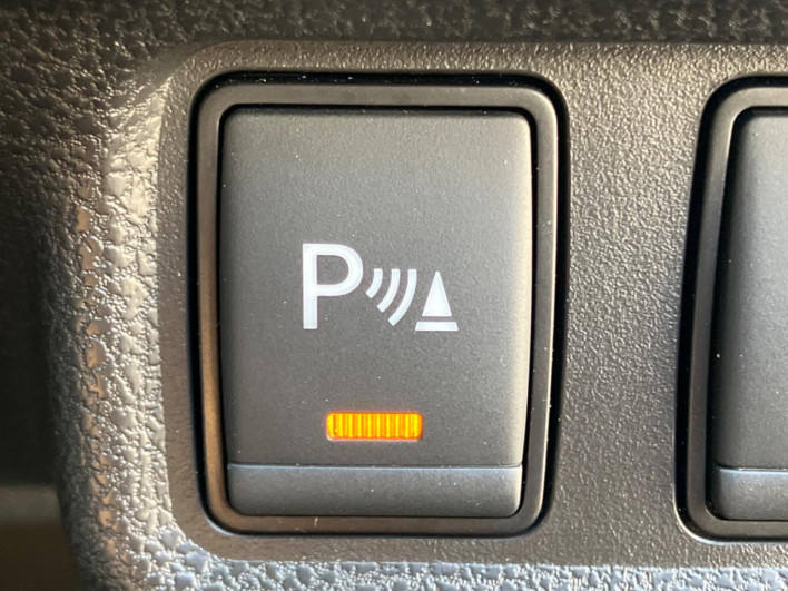 2019 Nissan Note DAA-HE12 (UW-69fd5274ccf18)[14]