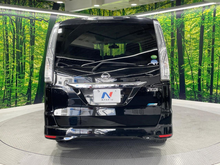 2014 Nissan Serena DAA-HFC26 (UW-69fd5278c2289)[19]