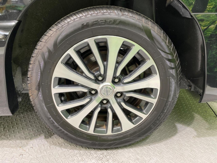 2014 Nissan Serena DAA-HFC26 (UW-69fd5278c2289)[9]