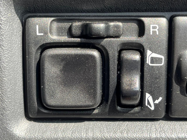 2016 Suzuki Jimny ABA-JB23W (UW-69fd527bc4953)[18]