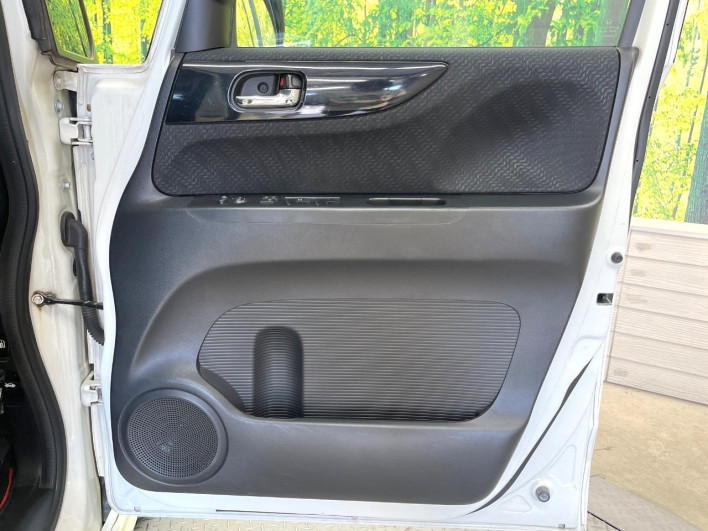 2014 Honda N-BOX CUSTOM DBA-JF1 (UW-69fd527e81ea0)[18]