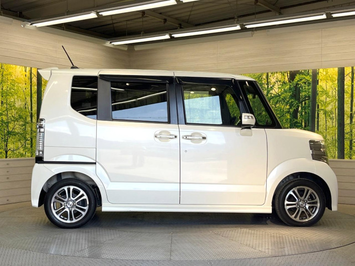 2014 Honda N-BOX CUSTOM DBA-JF1 (UW-69fd527e81ea0)[29]