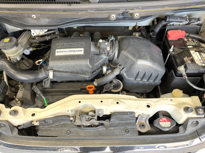 2014 Honda N-BOX CUSTOM DBA-JF1 (UW-69fd527e81ea0)[4]