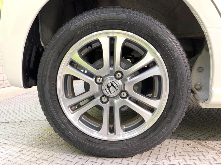 2015 Honda N-BOX DBA-JF1 (UW-69fd527ec9b9d)[18]