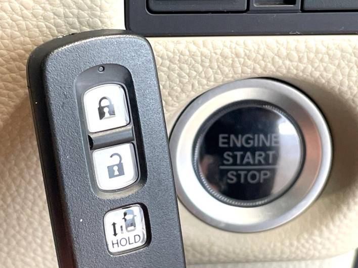 2019 Honda N-BOX DBA-JF3 (UW-69fd52820b0c0)[9]