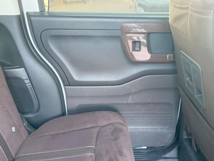 2019 Honda N-BOX DBA-JF3 (UW-69fd52825a9b6)[29]