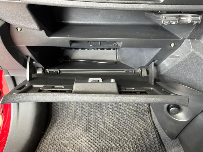 2016 Nissan March DBA-K13 (UW-69fd528d0710f)[20]