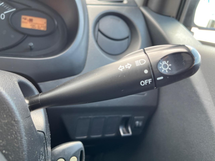 2015 Daihatsu Mira HBD-L275V (UW-69fd5297178d2)[11]