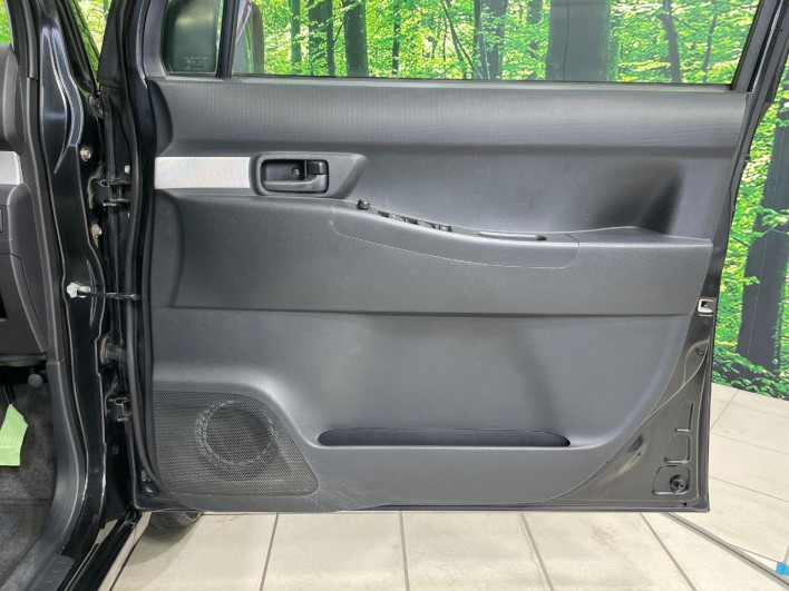 2011 Toyota Pixis Space DBA-L575A (UW-69fd52980c171)[13]