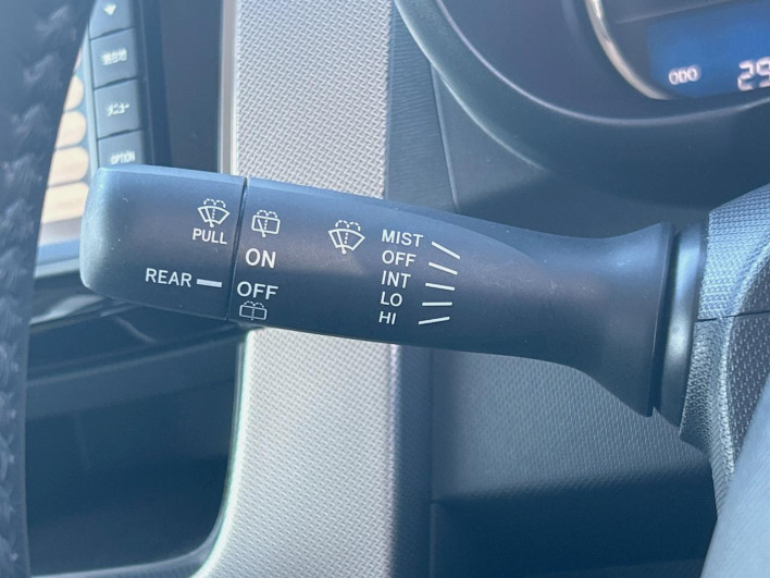 2013 Daihatsu Move DBA-LA100S (UW-69fd529a4060f)[9]