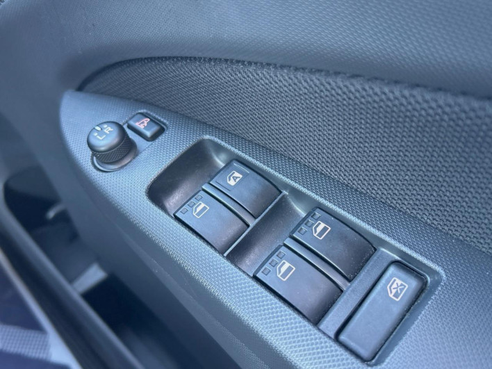 2013 Daihatsu Move DBA-LA100S (UW-69fd529a4060f)[12]