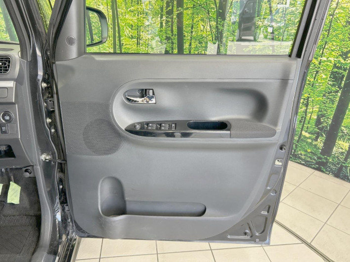 2015 Daihatsu Tanto DBA-LA600S (UW-69fd52a0f0255)[24]