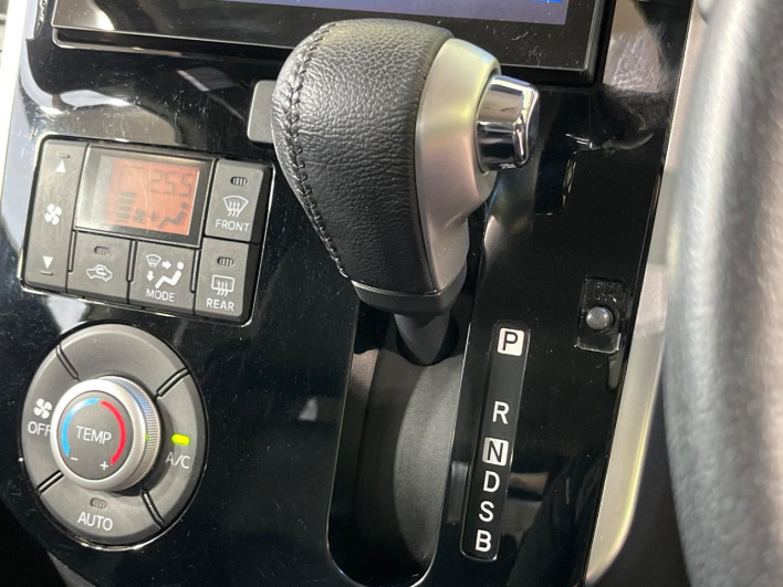 2017 Daihatsu Tanto DBA-LA600S (UW-69fd52a32a18b)[27]