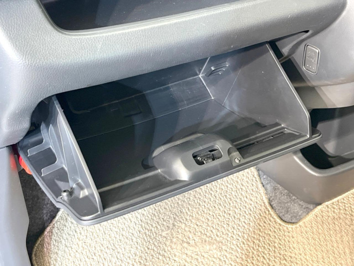 2013 Suzuki MR Wagon DBA-MF33S (UW-69fd52b46d7c0)[5]