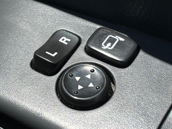 2014 Nissan Moco DBA-MG33S (UW-69fd52b64f6f0)[19]
